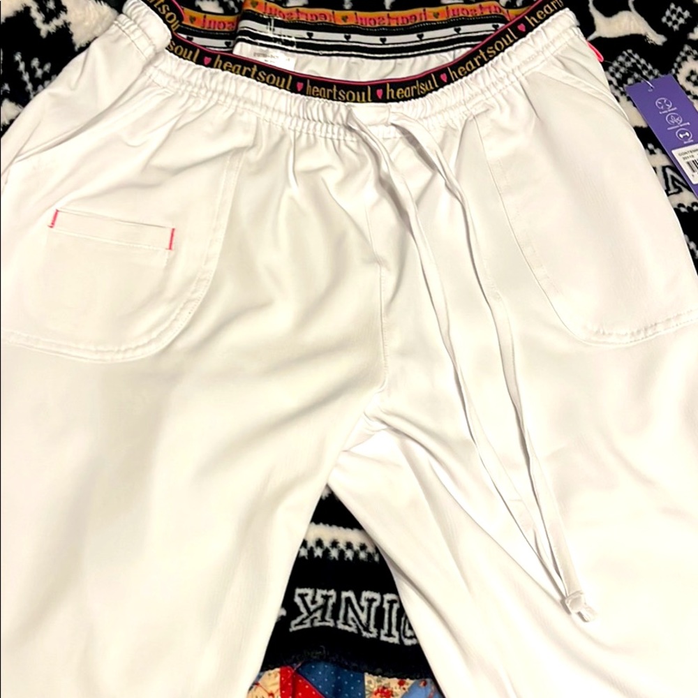 HeartSoul White scrub pants size L new w/tags